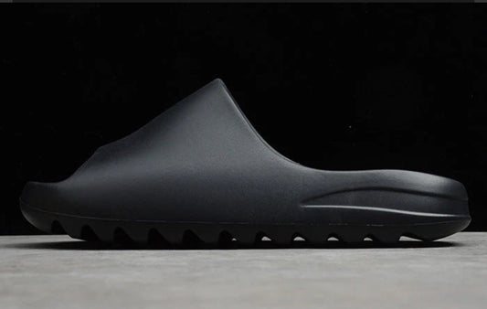 Yeezy Slides: Onyx - Prestige Closet