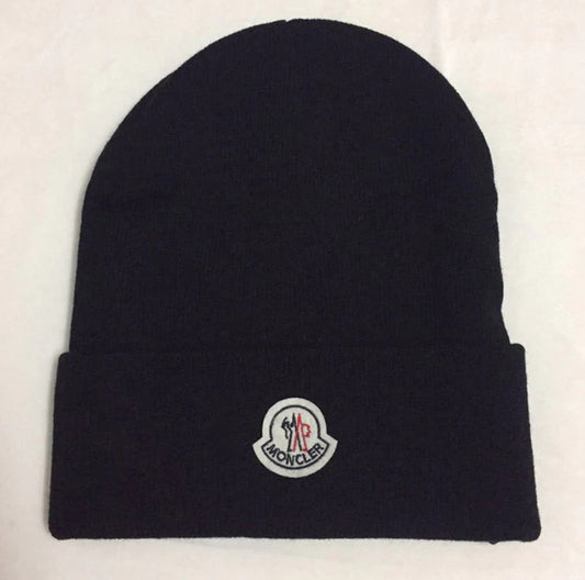 Moncler Beanie: Black - Prestige Closet